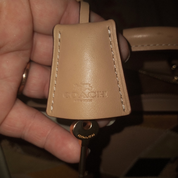 2 Coach Purses. 1 Medium Purse, & A Small Purse - Picture 2 of 7